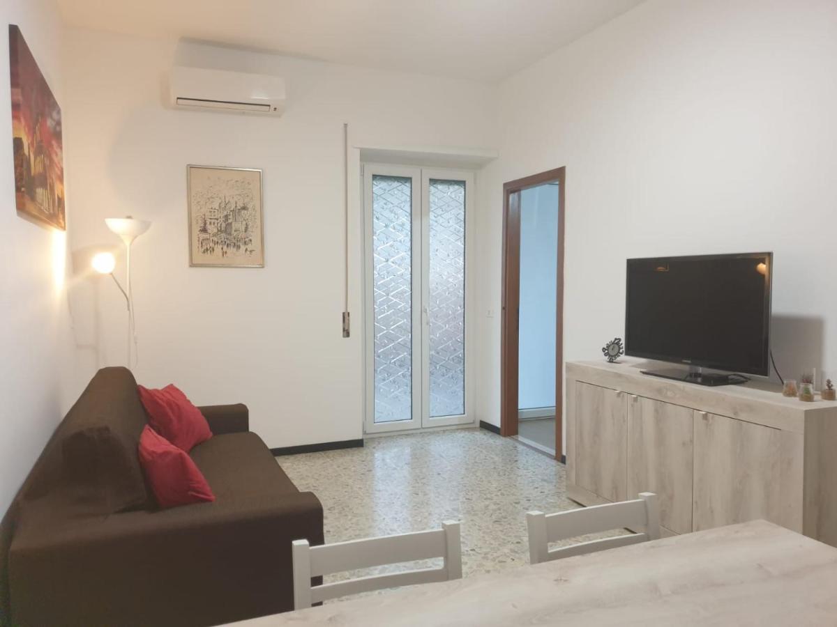 Trilocale Lido Di Roma Apartman Lido di Ostia Kültér fotó