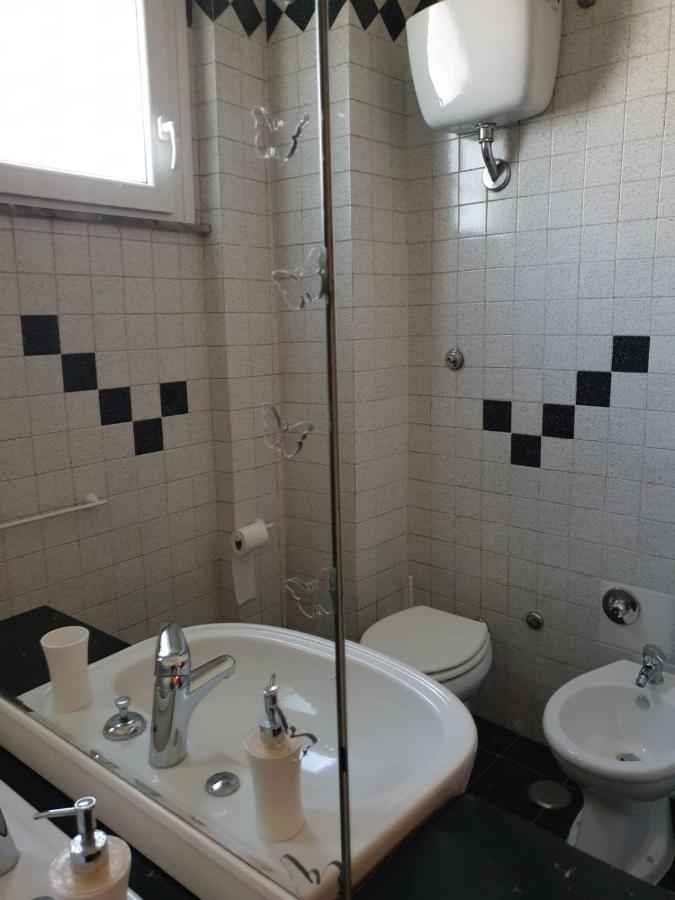 Trilocale Lido Di Roma Apartman Lido di Ostia Kültér fotó